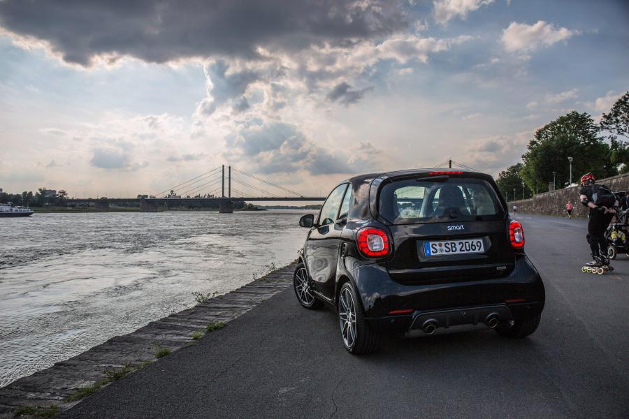  Smart ForTwo Xclusive Coupe by Brabus 2016 года  (фото 4 из 29)